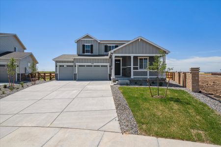 New construction Single-Family house 3262 N. Highlands Creek Parkway, Aurora, CO 80019 Vail II- photo 2 2
