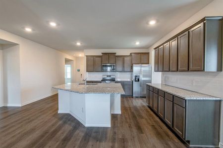 New construction Single-Family house 730 Auburn Forest Drive, Princeton, TX 75407 - photo 6 6