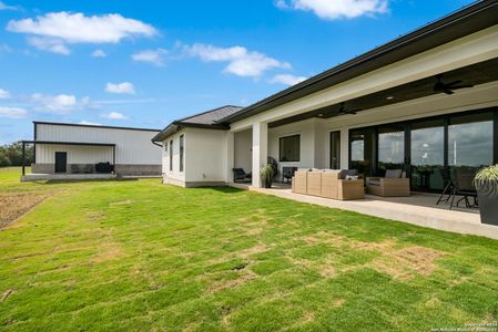 New construction Single-Family house 41 Sabinas Creek Ranch, Boerne, TX 78006 - photo 30 30