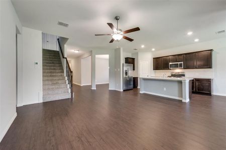 New construction Single-Family house 809 Blackhawk Drive, Princeton, TX 75407 - photo 6 6