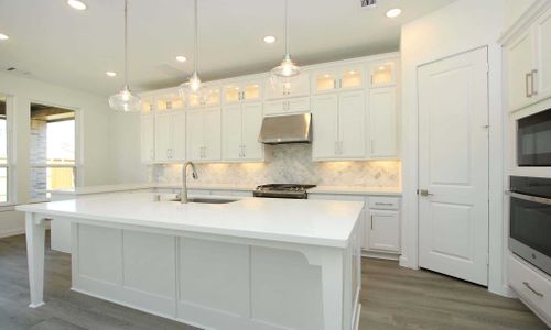 New construction Single-Family house 705 Lost Woods Way, McKinney, TX 75071 - photo 8 8