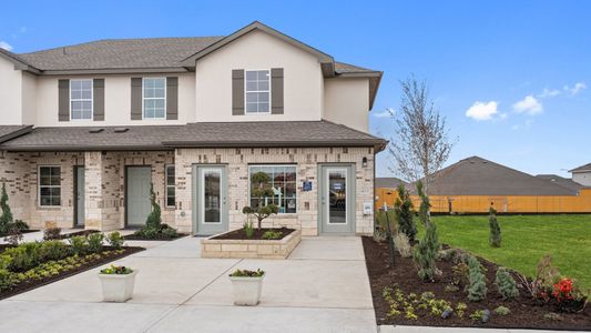 New construction Duplex house 18521-B Cremello Drive, Manor, TX 78653 The Mesquite- photo 17 17