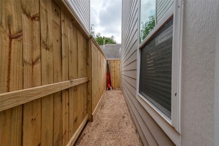 New construction Single-Family house 3131 Hadley Street, Houston, TX 77004 - photo 32 32