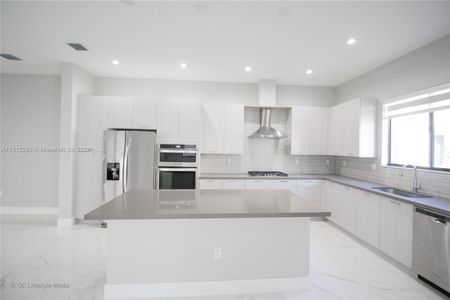 New construction Single-Family house 4349 Nw 81St Ave, Doral, FL 33166 - photo 3 3