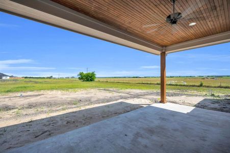 New construction Single-Family house 621 N Armstrong Road, Venus, TX 76084 - photo 7 7
