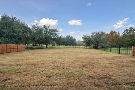 New construction Single-Family house 7604 Cranford Court, Arlington, TX 76001 - photo 37 37