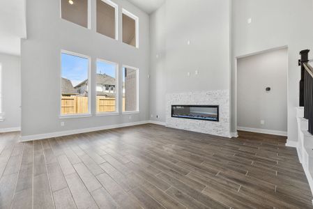 New construction Single-Family house 220 Star Rush Trail, Georgetown, TX 78633 - photo 3 3