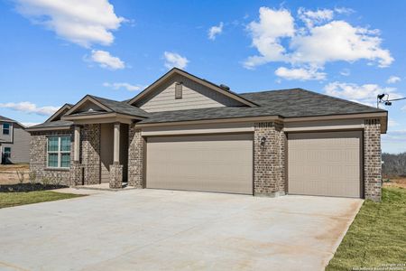 New construction Single-Family house 117 Calgary Drive, Floresville, TX 78114 Esparanza- photo 0
