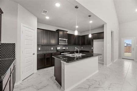 New construction Single-Family house 7218 White Flat Drive, Arlington, TX 76002 Hemlock T- photo 10 10