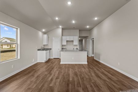 New construction Single-Family house 5931 Willow Point Blvd., San Antonio, TX 78219 Chambers - C- photo 21 21