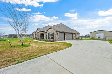 New construction Single-Family house 1017 Llano Way, Poolville, TX 76487 - photo 35 35