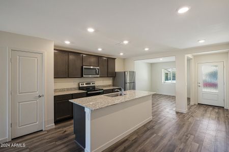New construction Single-Family house 519 S West Virginia Avenue, Florence, AZ 85132 - photo 4 4