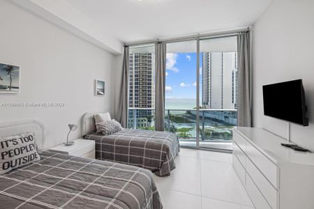 New construction Condo/Apt house 17550 Collins Ave, Unit 703, Sunny Isles Beach, FL 33160 - photo 9 9