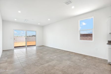 New construction Single-Family house 561 W Freedom Street, Florence, AZ 85132 Dalton- photo 10 10