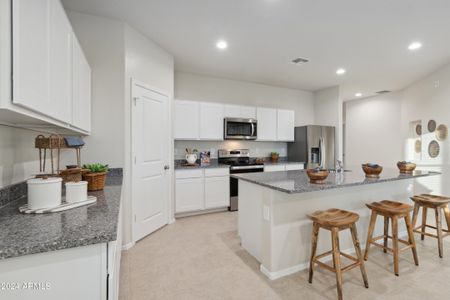 New construction Single-Family house 39975 W Hillman Drive, Maricopa, AZ 85138 - photo 7 7
