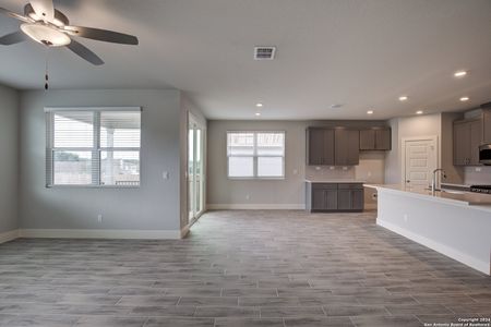 New construction Single-Family house 7346 Walkers Loop, San Antonio, TX 78233 Zen- photo 10 10