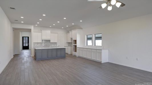 New construction Single-Family house 10126 Mitra , San Antonio, TX 78224 Design 2569V- photo 8 8