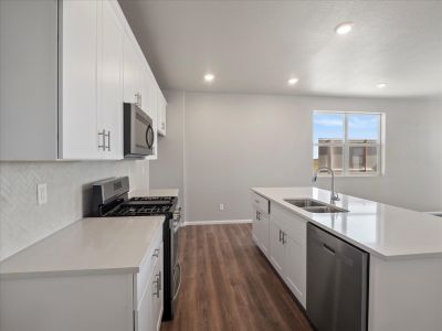 New construction Townhouse house 20842 E 66Th Ave, Aurora, CO 80019 The Woodland- photo 7