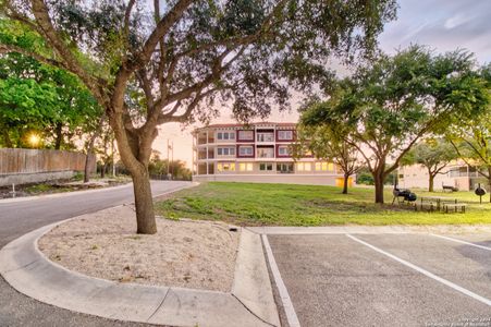 New construction Condo/Apt house 640 E Mather St, Unit 1, New Braunfels, TX 78130 - photo 60 60