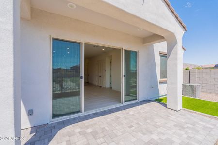 New construction Single-Family house 4495 N 203Rd Avenue, Buckeye, AZ 85396 - photo 19 19