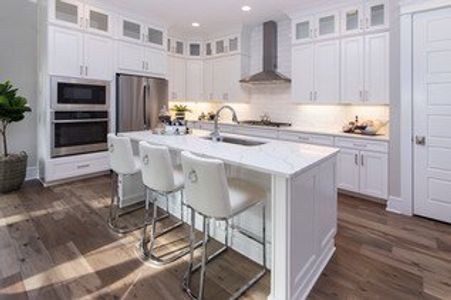 New construction Townhouse house Cartmel, 6308 Providence Road, Charlotte, NC 28226 - photo