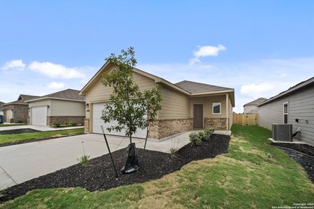 New construction Single-Family house 1228 Whitneyway Ln, New Braunfels, TX 78130 RC Ridgeland- photo 13 13