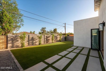 New construction Single-Family house 2437 E Highland Avenue, Phoenix, AZ 85016 - photo 26 26