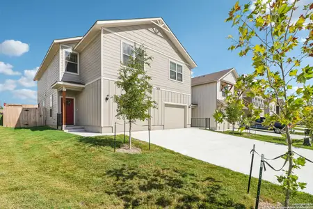 New construction Multi-Family house 7621 Briarwood Pass, San Antonio, TX 78252 - photo 0