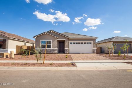 New construction Single-Family house 17657 W Running Deer Trail, Surprise, AZ 85387 Raleigh- photo 31 31