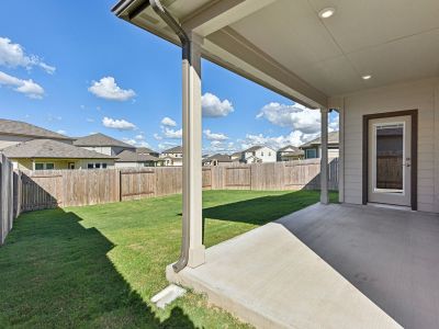 New construction Single-Family house 113 Landry Cove, Georgetown, TX 78628 - photo 31 31