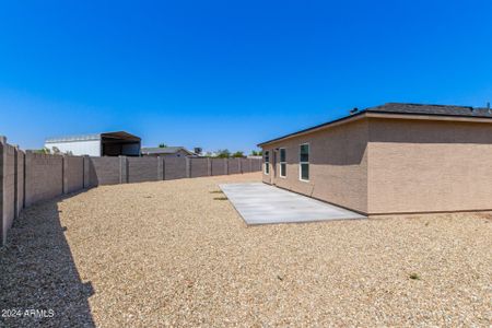 New construction Single-Family house 10070 W Wenden Drive, Arizona City, AZ 85123 - photo 25 25