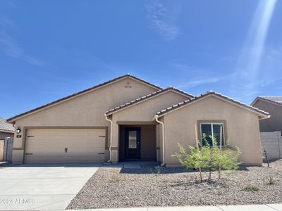 New construction Single-Family house 611 W Crowned Dove Trail, Casa Grande, AZ 85122 - photo 0 0