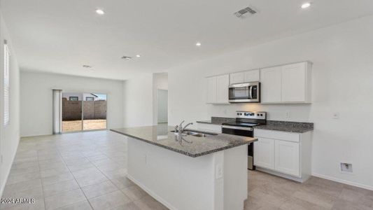 New construction Single-Family house 35600 W San Ildefanso Avenue, Maricopa, AZ 85138 - photo