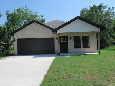 New construction Single-Family house 4513 Bourland Street, Greenville, TX 75401 - photo 1 1