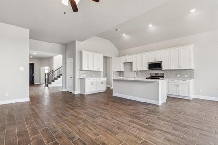 New construction Single-Family house 3222 Trailing Vines Bend, Wylie, TX 75098 Madison II - photo 4 4