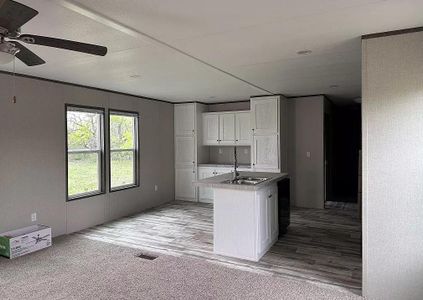 New construction Single-Family house 4209 W Virginia Drive, Granbury, TX 76048 - photo 3 3