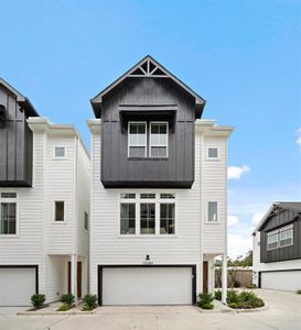 Spring Valley Court by Riverway Homes in Houston - photo
