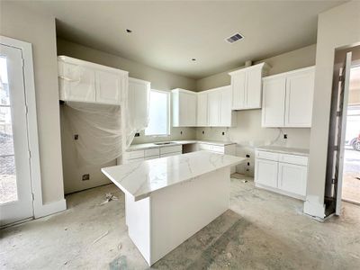 New construction Single-Family house 8402 Pech Landing Drive, Houston, TX 77055 - photo 5 5
