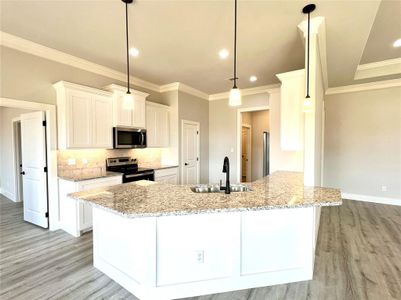 New construction Single-Family house 527 Limestone Circle, Mabank, TX 75147 - photo 10 10