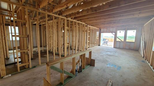 New construction Single-Family house 922 Palo Brea Loop, Hutto, TX 78634 Livingston Homeplan- photo 16 16