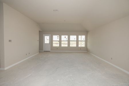 New construction Single-Family house 1113 Water Valley, Seguin, TX 78155 Kingsley- photo 4 4