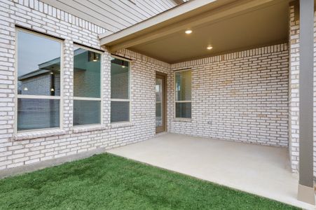 New construction Single-Family house Sierra Wind Lane, Elgin, TX 78621 - photo 15 15