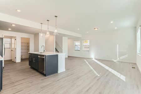 New construction Townhouse house 15185 West 68th Place, Arvada, CO 80007 - photo 12 12