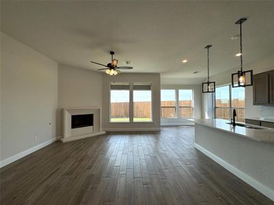 New construction Single-Family house 1432 Fox Glen Trail, Crowley, TX 76036 Concept 2492- photo 5 5