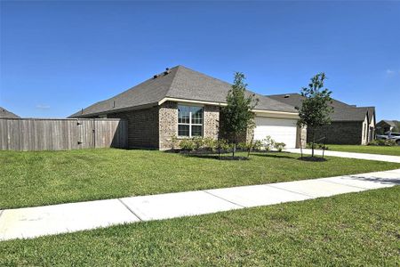 New construction Single-Family house 4326 Mulberry Sage Drive, Highlands, TX 77562 - photo 1 1