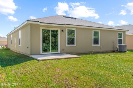 New construction Single-Family house 2400 Oak Stream Drive, Green Cove Springs, FL 32043 - photo 33 33