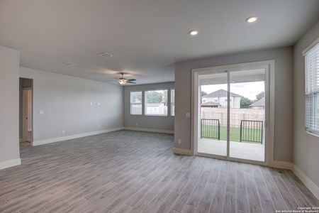 New construction Single-Family house 7346 Walkers Loop, San Antonio, TX 78233 Zen- photo 12 12