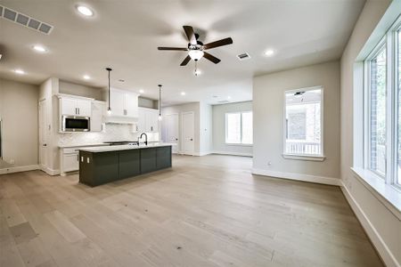 New construction Single-Family house 413 Forest Reserve Place, Houston, TX 77079 Knox B- photo 7 7