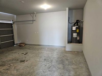 New construction Single-Family house 2128 Cedar Bend Drive, Conroe, TX 77306 - photo 16 16