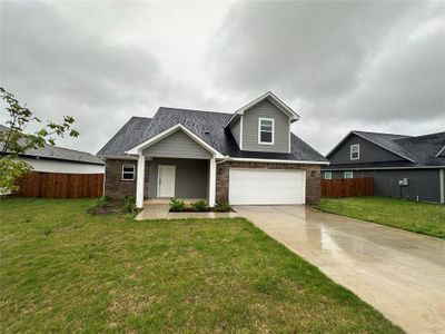 New construction Single-Family house 821 Feather Edge Drive, Springtown, TX 76082 - photo 0